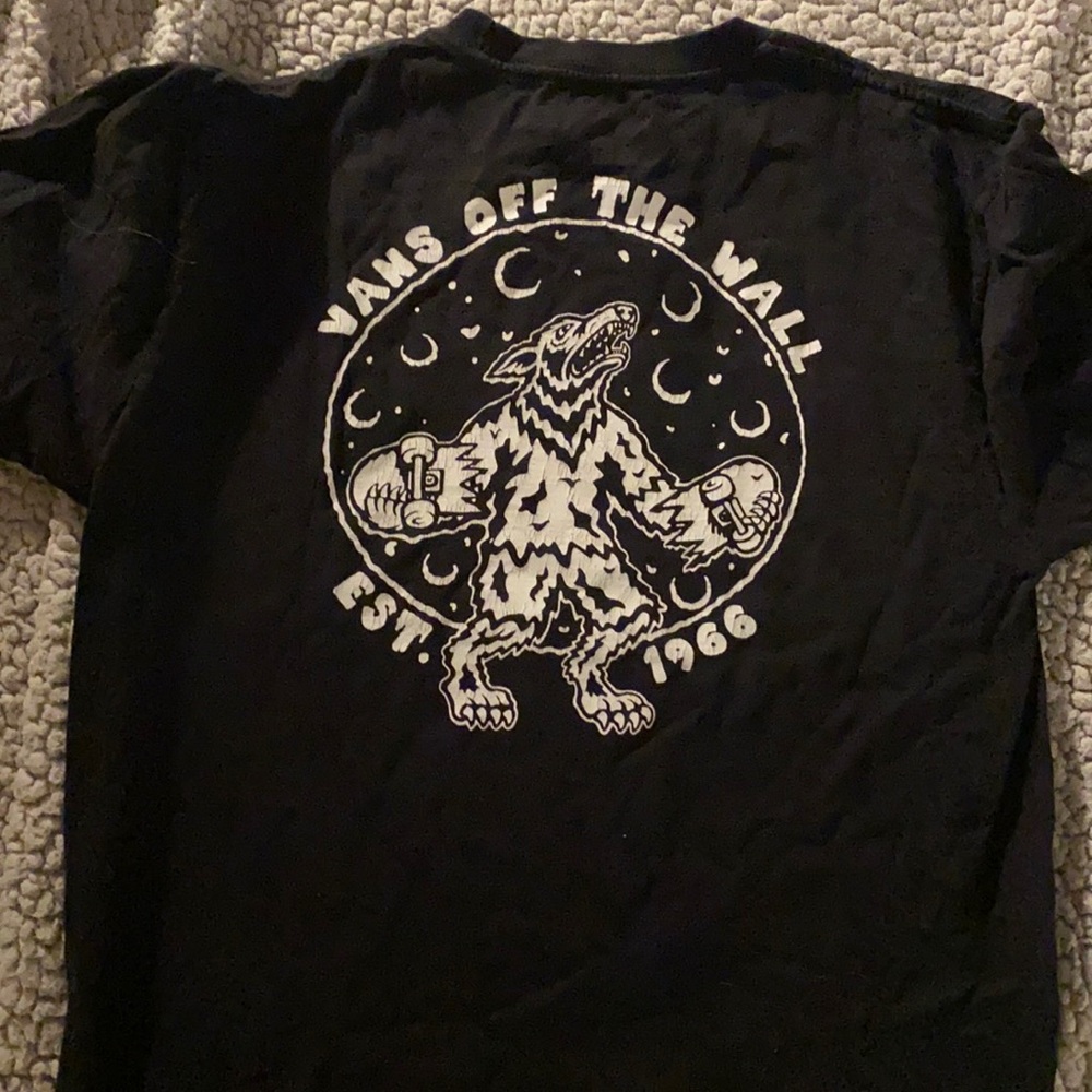 Vans wolf tshirt